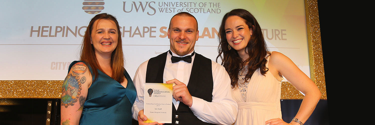 Iain Scott winning Outstanding Student Award