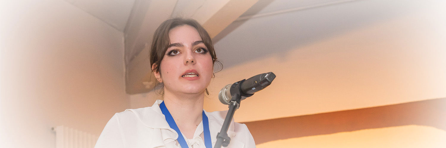 Roxana Conference Speaker