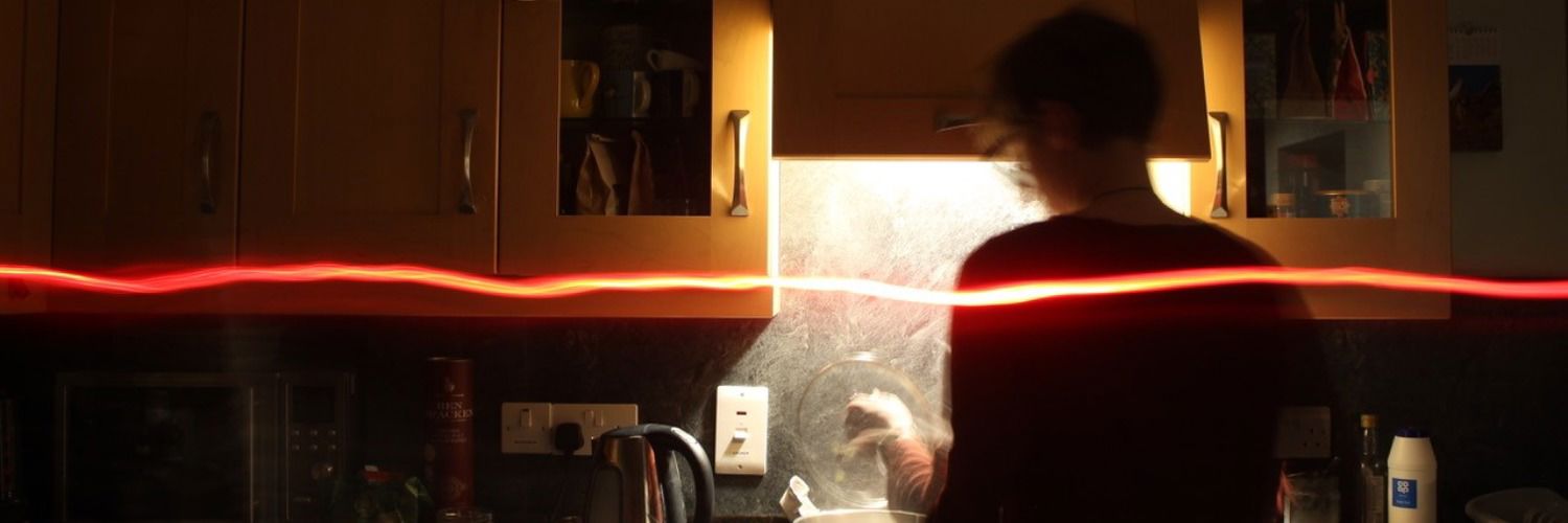 Towards a Sensory Political Agency: Trauma in Experimental Documentary Film
