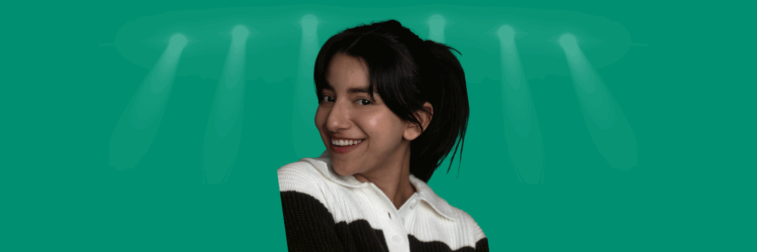 Headshot of student Shamama Fatima over a green background