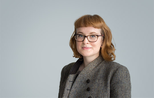Dr Maddie Breeze